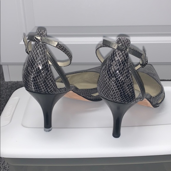Ann Taylor Gray/Black Ankle Strap Heels - Picture 2 of 4